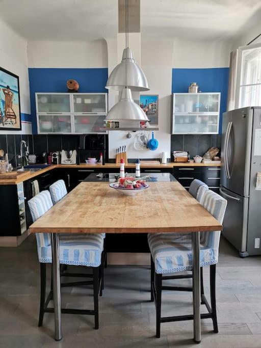 Le Leca, Typiquement Marseillais -75m2 Appartement *